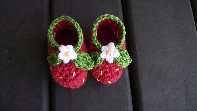 Ravelry: Strawberry Booties pattern by Theburden Issweet