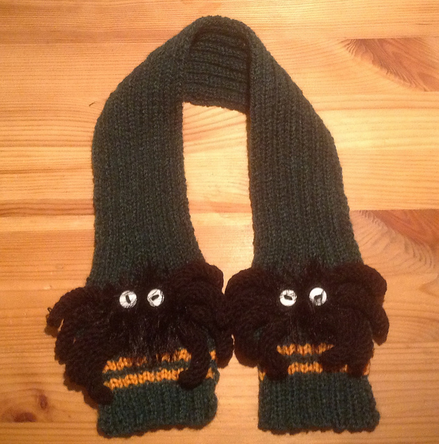 Spider Scarf