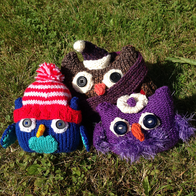 Happy Owls and Santa Hat Owl