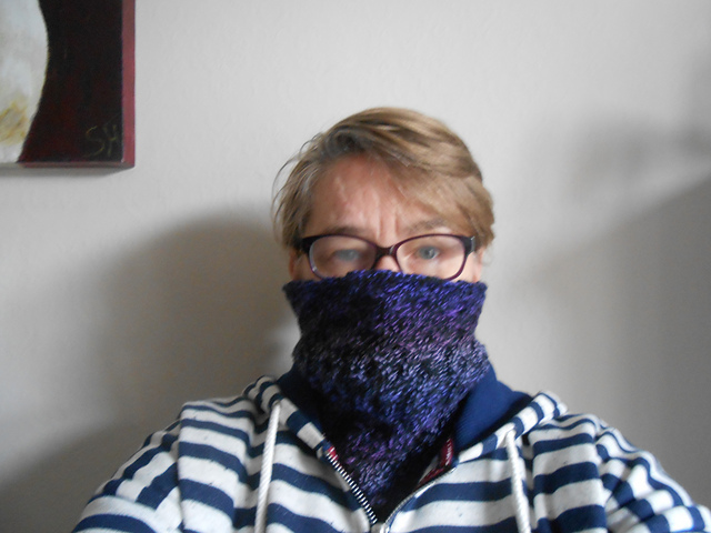 Capering Cables Cowl