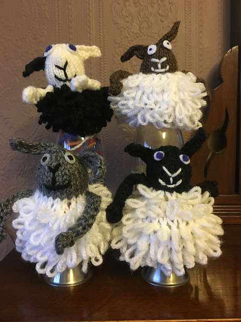 Innocent Big Knit Loopy Lambs
