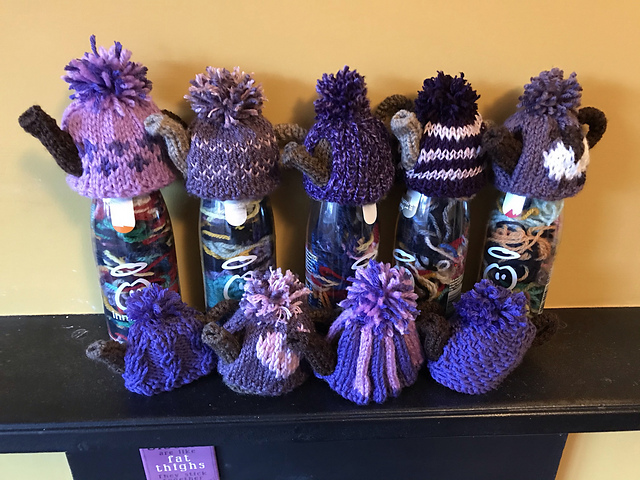 Innocent Big Knit Teapots