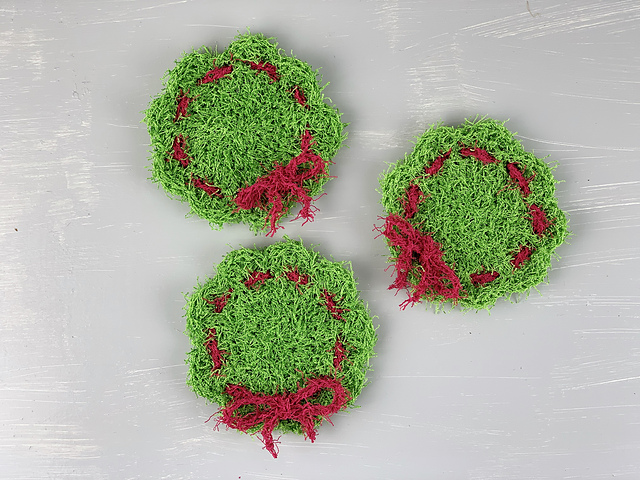 Christmas Wreath Scrubbies