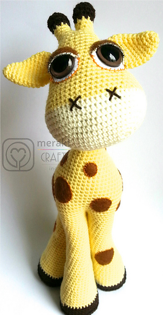 Flick the Giraffe - Amigurumi