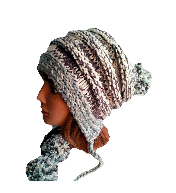Slouchy Pom Pom Hat
