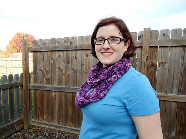 Diagonal Shells Infinity Scarf