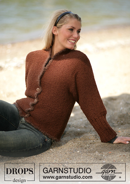 0-410 Cardigan knitted in garter stitch