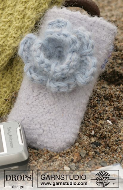 98-53 Felted mobile pocket