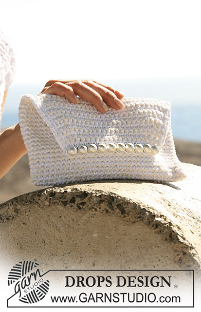 105-31 Evening bag