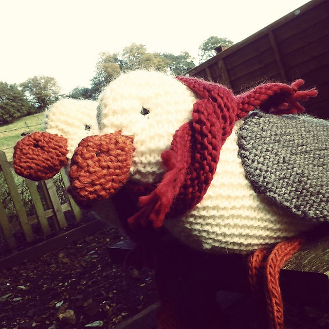 Giant seagull toy