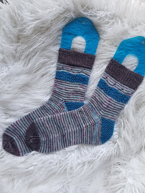Do Not Mock My Pro Con List Socks