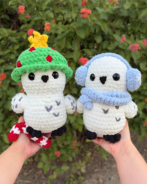 2-in-1 Snowy Winter Owl