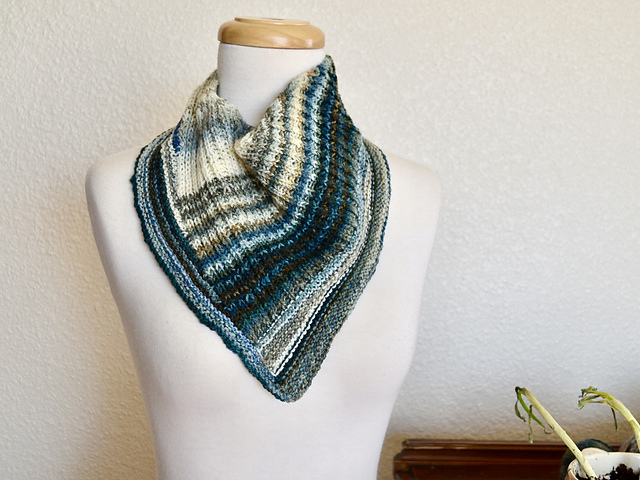 Bravo (Brioche Kerchief Cowl).