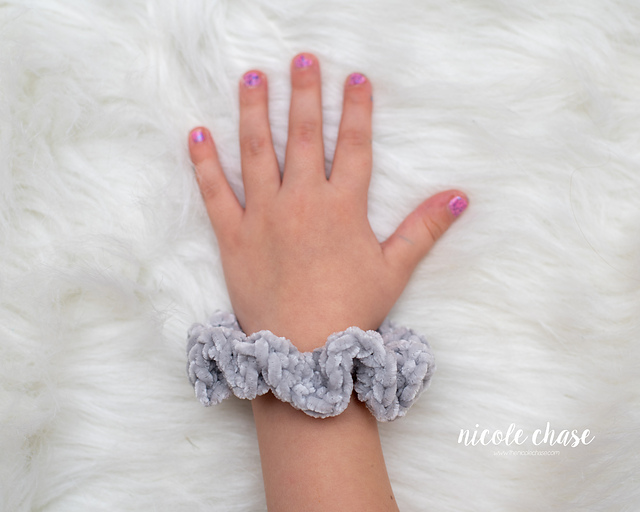 Simple Velvet Scrunchie