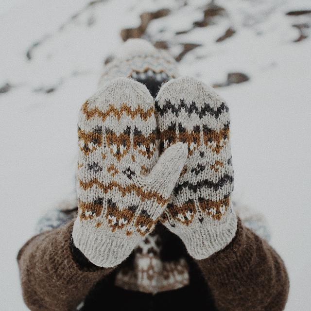 foxtales mitts
