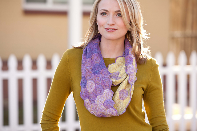 Sweet Hexagon Cowl