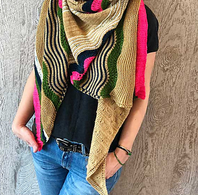 Shoot The Moon Shawl