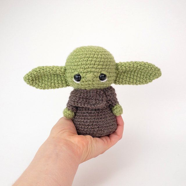 Baby Yoda-Inspired Fan Art