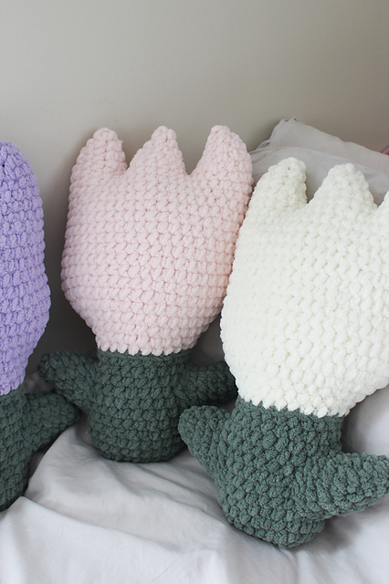 Tulip Pillow