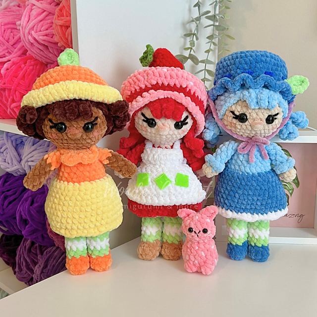 Strawberry & Friends Plush