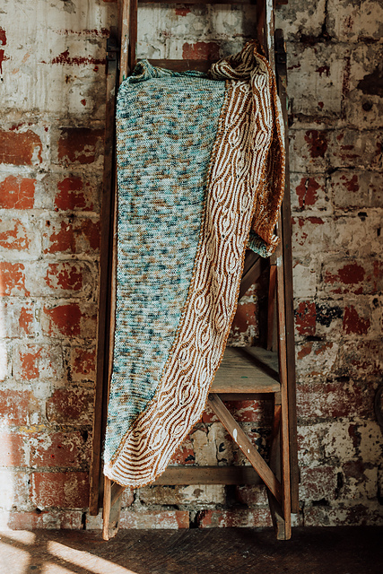 Monty Shawl