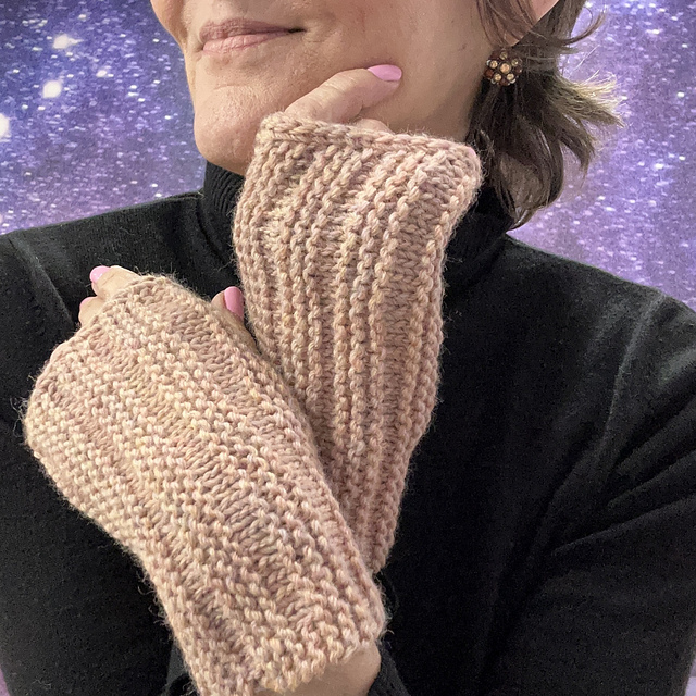 Quiet Ridges Fingerless Gloves