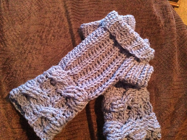 Double Cable Fingerless Gloves