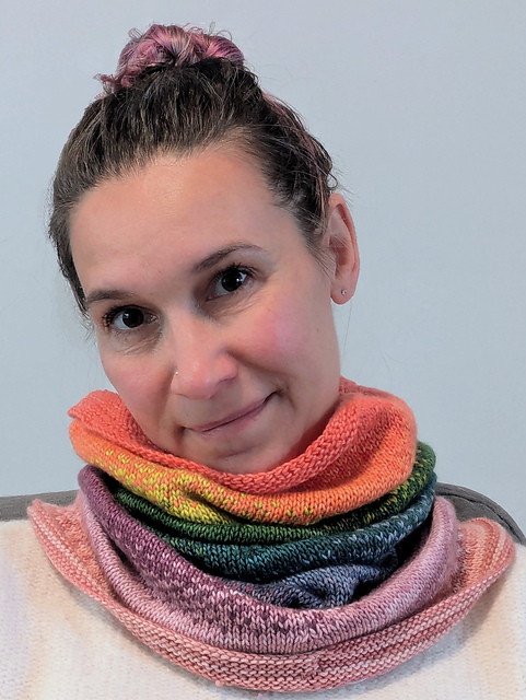 Rising Oshen Cowl