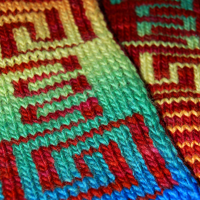 Meandering Path Double Knit Scarf Chart