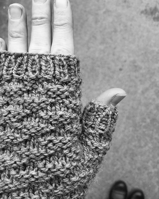 Peaks Mitts