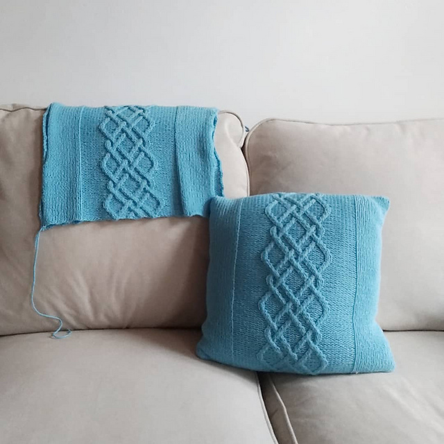 Willow Pillow