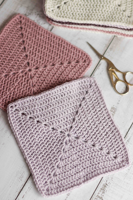 Solid granny square