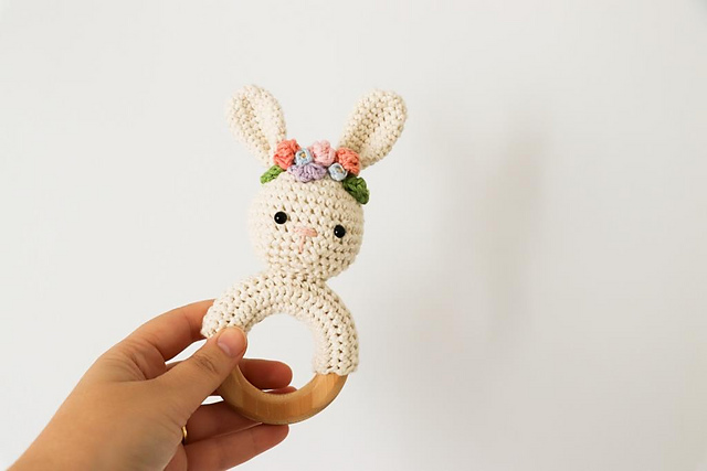Spring bunny rattle