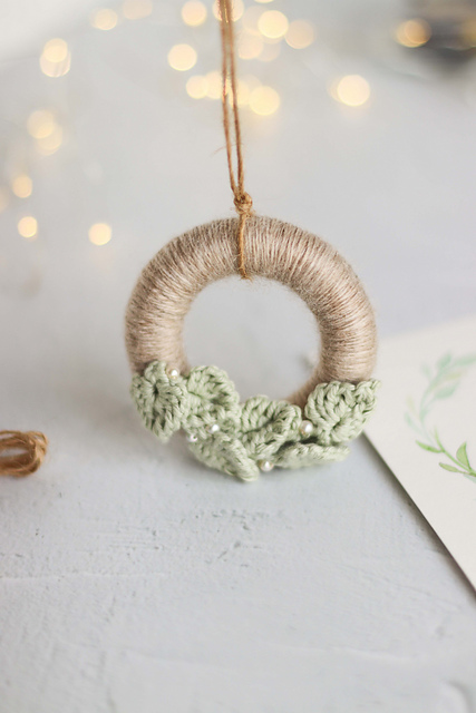 Christmas wreath ornament