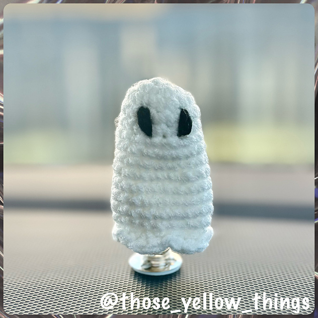 Ghost Bobblehead