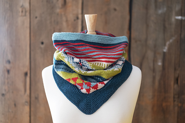 Color Theory Cowl