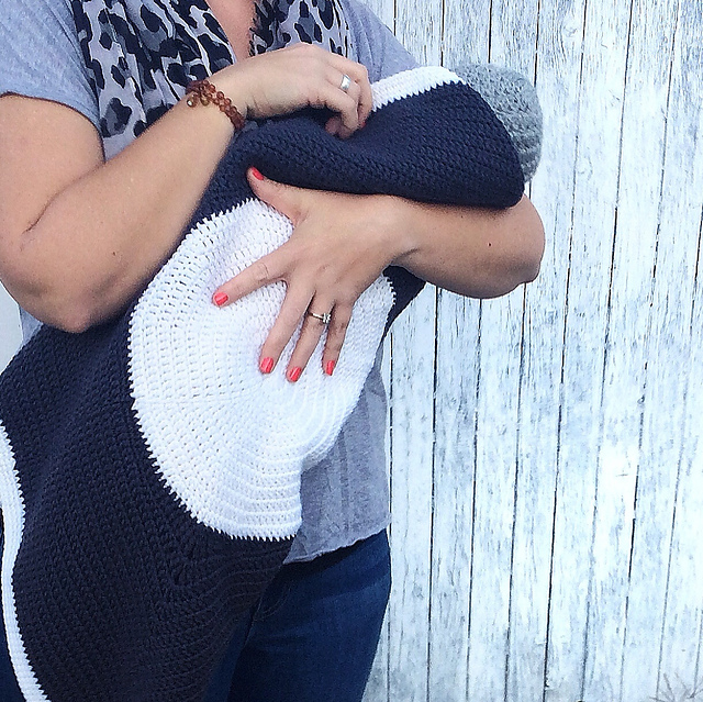 Mono-Spot Baby Blanket