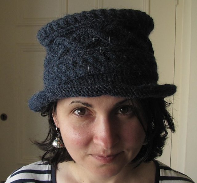 r. Top Hat