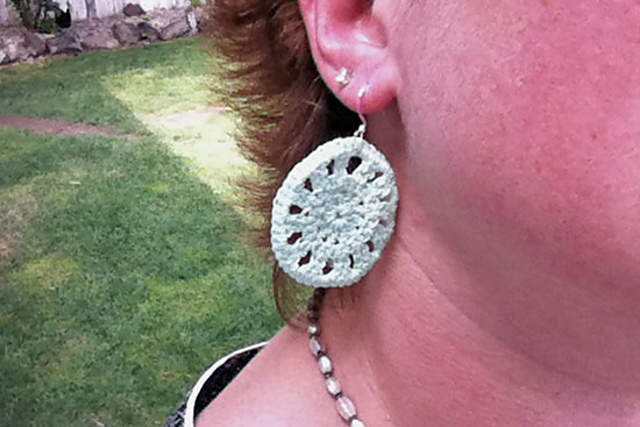 Circle Motif Earrings