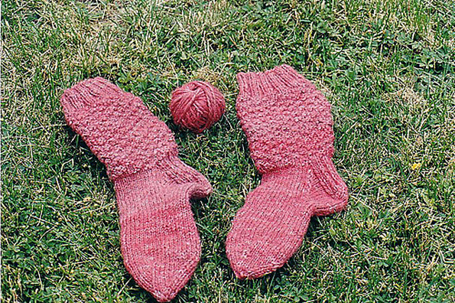 Strawberry Moss Socks