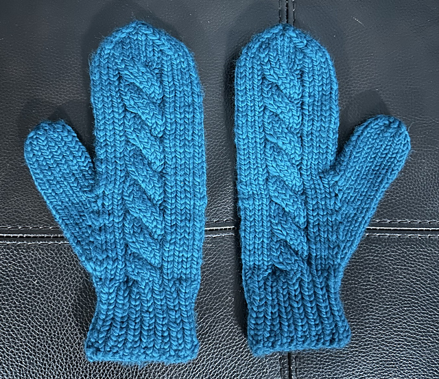 Cable Mittens