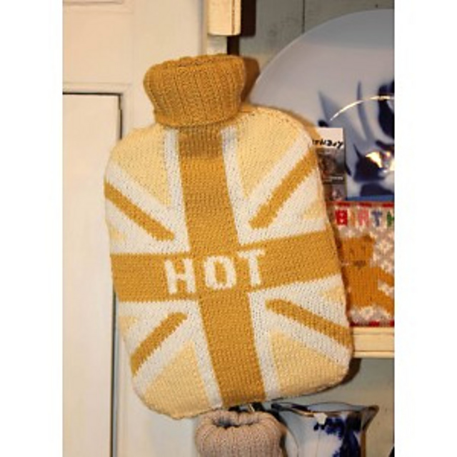 Ravelry Union Jack Hot Water Bottle Cover pattern by Gary Kennedy