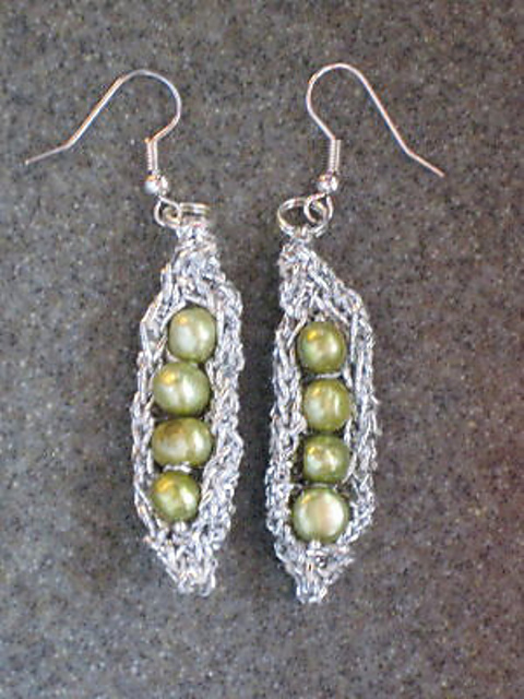 Pearl Peapod Earrings