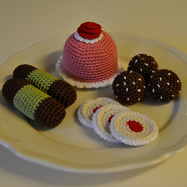 Swedish Cakes and Cookies 1