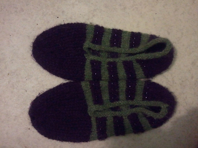 Aladdin slippers