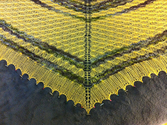 Tidal Shawl