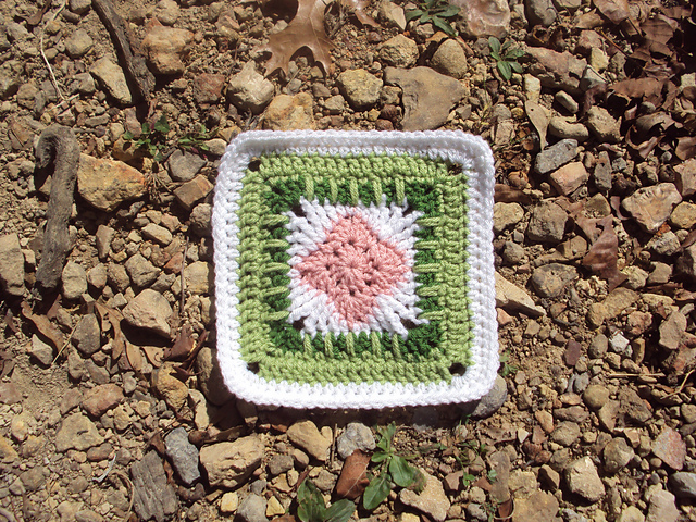 Granny Square 98