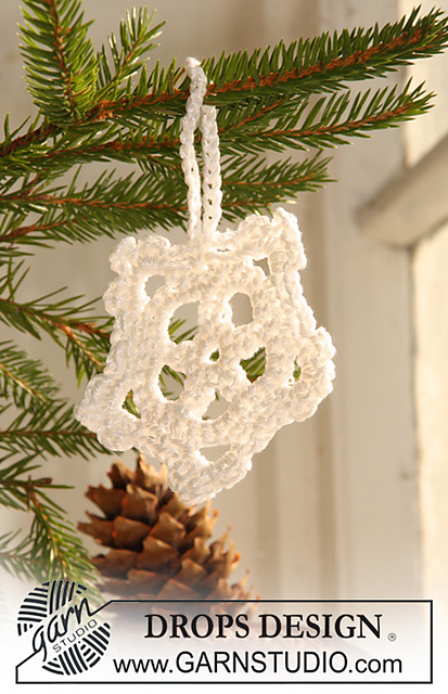 0-734 Christmas Flakes