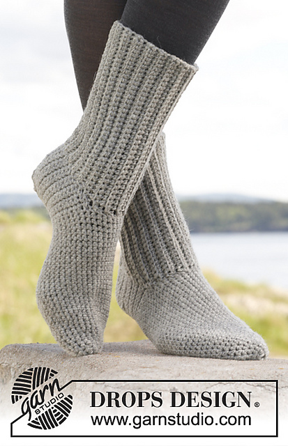 Ravelry: 149-21 Comfort Rib pattern by DROPS design