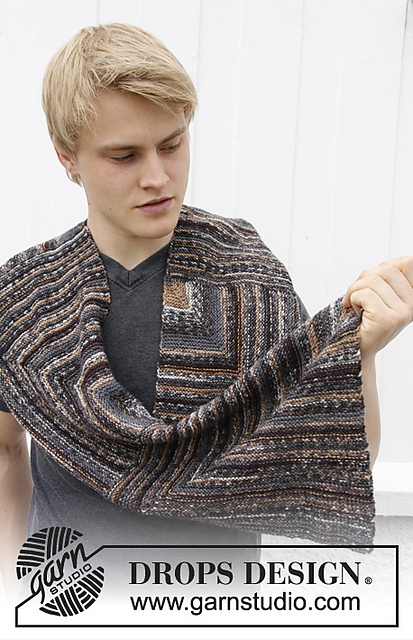 0-972 Men's scarf with domino squares